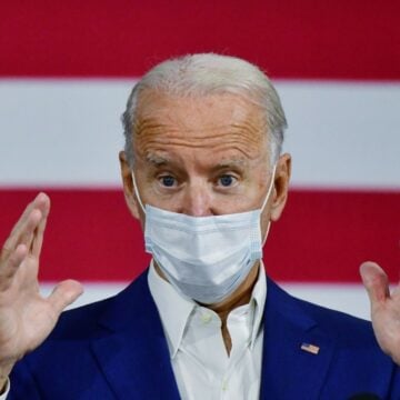 BIDEN SAYS IT’S “PATRIOTIC” TO WEAR MASK & PLAYS COVID WAR CARD
