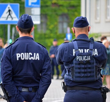 REFUGEE CRISIS WORSENING: POLAND TO DEPLOY ADDITIONAL 10,000 TROOPS AT BORDER