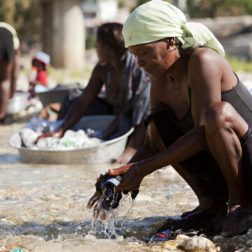 U.S. PROPS UP FAILING GOV’T AS HAITI DESCENDS INTO WAR ZONE