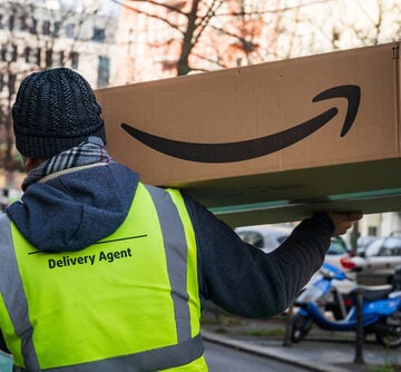 WORKERS AT MAJOR BRITISH PACKAGING COMPANY VOTE TO STRIKE, COULD HAVE ‘SERIOUS IMPLICATIONS’ FOR COMPANIES LIKE AMAZON BEFORE HOLIDAY SEASON