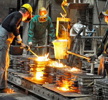 TOP TREND 2022, DRAGFLATION: EUROPE’S FACTORY PRODUCTION SLUMPS IN OCTOBER