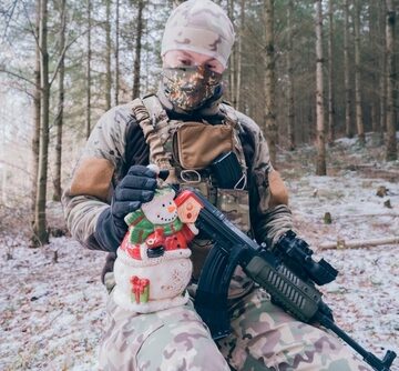 Soldier with Christmas Decoration