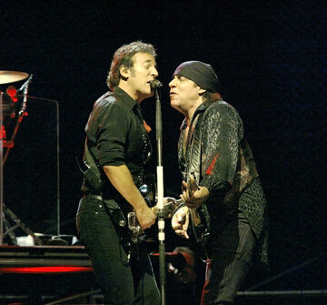 Singer Bruce Springsteen & Guitarist Steven Van Zandt on stage