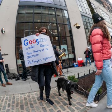 Striking Youtube Workers And Supporters