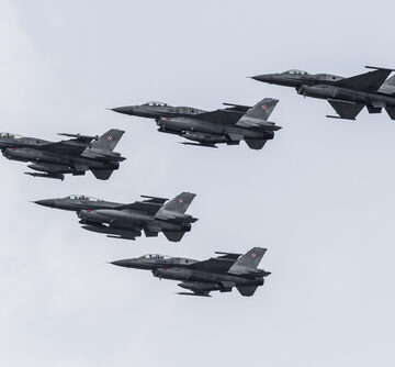 Radom,,Poland,-,August,27,,2017,:,Unidentified,Pilots,From Formation of F-16 Fighter Jets