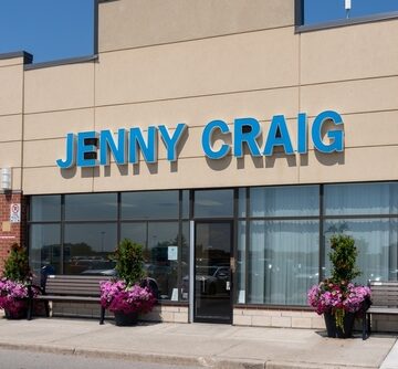 Oakville,,On,,Canada,-,July,22,,2022;,A,Jenny,Craig Exterior of a Jenny Craig retail location