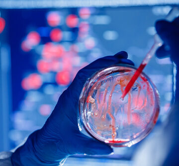 AI FINDS A DRUG TO KILL A DRUG-RESISTANT BACTERIUM