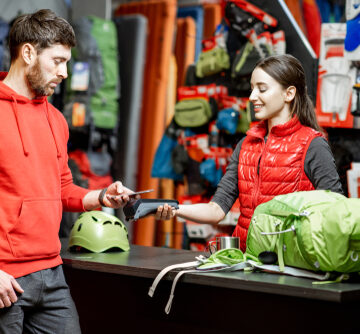 WAGES ROSE, UNEMPLOYMENT FELL AGAIN IN JUNE