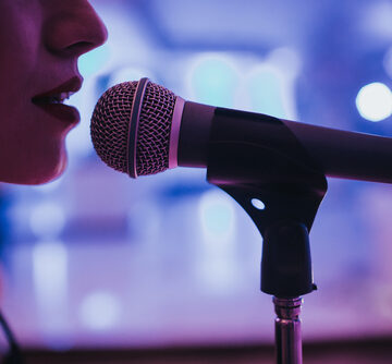 GOOGLE WANTS TO LICENSE ARTISTS’ VOICES AND IMAGES FOR AI-GENERATED SONGS