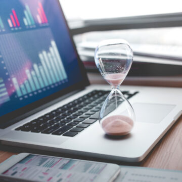 TOP TREND 2022, DRAGFLATION: EU WRESTLES WITH HIGH PRICES, SLOW GROWTH