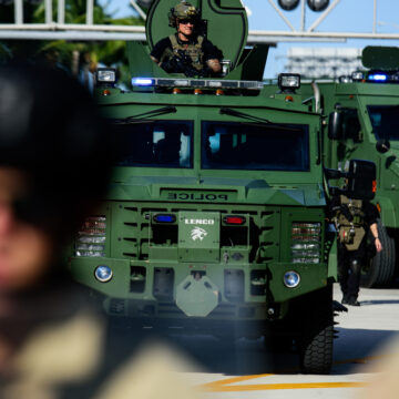 Miami,Downtown,,Fl,,Usa,-,May,31,,2020:,Us,Police BORN IN A POLICE STATE: THE DEEP STATE’S PERSECUTION OF ITS MOST VULNERABLE CITIZENS