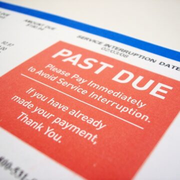 Past,Due,Notice TOP TREND 2023 OFFICE BUILDING BUST: COMMERCIAL REAL ESTATE CRISIS COMING