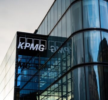 KPMG PAYS $25 MILLION FINE FOR CHEATING AND LYING