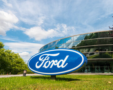 TOP TREND 2024: EV GO FU: FORD DELAYS NEW EV MODEL UNTIL 2027