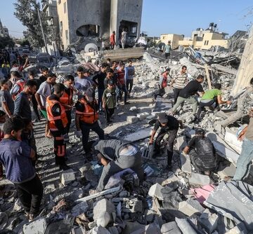 Refugee Palestinians Evacuate Wounded After An Israeli Airstrike In Rafah