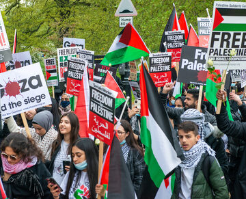 MASSIVE PROTESTS BREAK OUT AROUND THE WORLD AFTER ISRAEL BOMBS REFUGEE CAMP