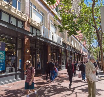 Busy Shopping Street And Old Navy Store Near San Francisco, CA
