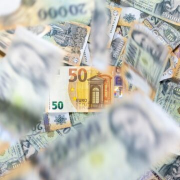 CENTRAL BANKS: A RACE TO THE BOTTOM, MASS CURRENCY DEVALUATION