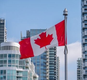BUSINESS AND PERSONAL BANKRUPTCIES RISE IN CANADA