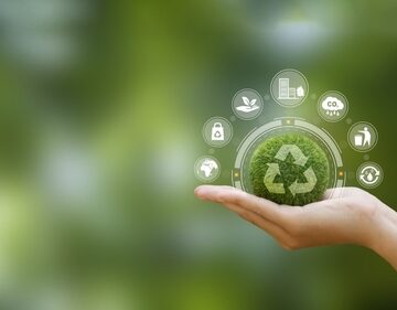 PLASTIC THAT EATS ITSELF WHEN YOU’RE DONE WITH IT