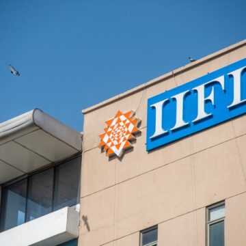 WHEN THE ECONOMY FALLS JOBS GO WITH IT