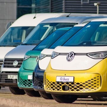 SPOTLIGHT: AUTO INDUSTRY HITS THE SKIDS