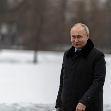 Russian President Vladimir Putin Visits The Piskarevskoye Memorial In Saint-Petersburg, Russia