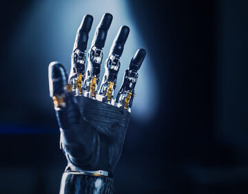 SURGEONS FULLY INTEGRATE BIONIC LIMB INTO WOMAN’S BODY