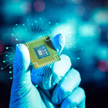 “WEIRD” AI-DESIGNED CHIPS ARE BETTER THAN HUMANS HAVE MADE