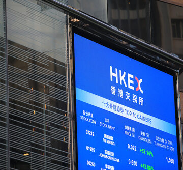 HONG KONG’S STOCK EXCHANGE PROFITABLE AGAIN AFTER TWO-YEAR DROUGHT