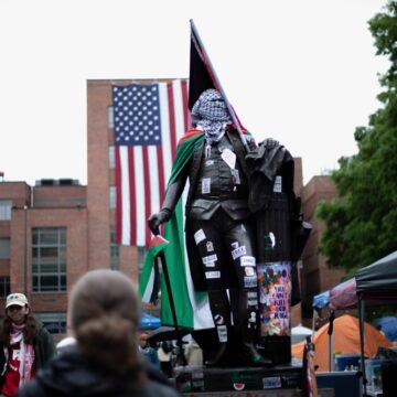 Gwu,,Dc,,Usa,-,May,04,,2024:,Pro-palestine,Protesters,Defaced Pro-Palestine Protesters Deface George Washington Statue at George Washington University, DC