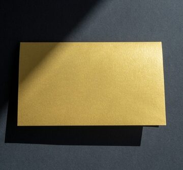 ONLY THE RICH NEED APPLY: TRUMP PUSHES $5M GOLD CARD FOR CITIZENSHIP