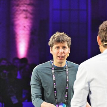 OPENAI SIGNS $1 TRILLION IN COMMITMENTS, HAS NO MONEY TO PAY FOR THEM