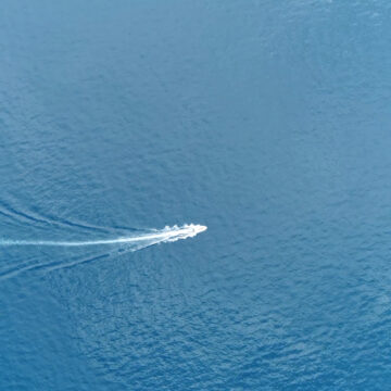 Aerial,Top,Down,Photo,Of,Speedboat,Powerboat,Moving,Fast,Over MURDER FOR CHRISTMAS?