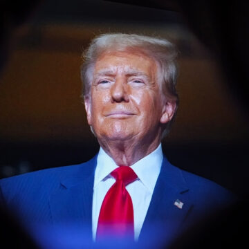 The Official Presidential Portrait Of Donald Trump, Taken By Chief White House Photographer Daniel Torok And Released In June 2025 The Official Presidential Portrait Of Donald Trump, Taken By Chief White House Photographer Daniel Torok And Released In June 2025