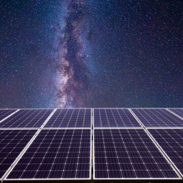 Solar,Photovoltaic,Panels,And,The,Milky,Way,,Solar,Photovoltaic,Panels COMPANY PLANS TO FABRICATE SOLAR PANELS IN SPACE IN 2027