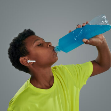 ENERGY DRINKS FUEL ANXIETY, SLEEP LOSS AND CAFFEINE DEPENDENCE IN KIDS