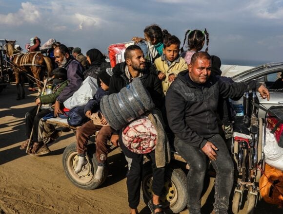 Displaced,Palestinians,Return,To,Their,Homes,In,Gaza,City,And UN: RECORD HIGH NUMBER OF PALESTINIANS DISPLACED IN THE OCCUPIED WEST BANK IN 2025