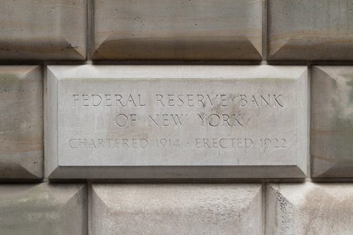 TRUMP ADVISOR BERATES FED BANK FOR “WORST” REPORT “IN HISTORY”