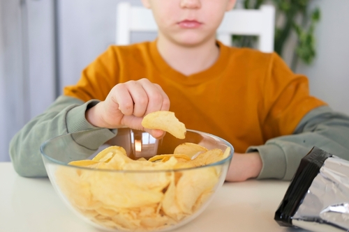 HIGH EXPOSURE TO ULTRA-PROCESSED FOODS IN EARLY YEARS CAN MAKE YOUR CHILD DUMB