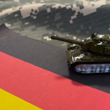 GERMANY ACCUSED OF SPENDING TOO MUCH OF MILITARY BUDGET ON ANTIQUATED WEAPONS