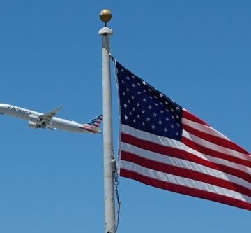 Los,Angeles,,California,,United,States,-,June,23,,2024:,The AMERICANS FLEE SINKING SHIP: EXITING U.S. IN RECORD NUMBERS