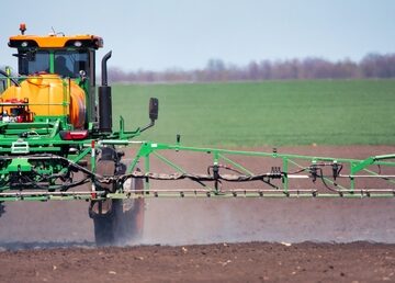 ENVIRONMENTAL WORKING GROUP SUES EPA OVER GLYPHOSATE IN OATS, CITING RISK TO CHILDREN’S HEALTH