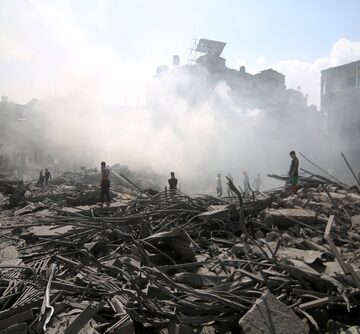 DEMONIC STATE OF ISRAEL HONORS RABBI WHO CALLED ON GAZA TO BE FLATTENED