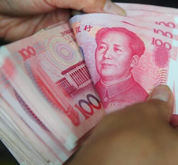 People,Are,Counting,The,Renminbi USE OF CHINA’S CURRENCY SETS RECORD IN GLOBAL TRADE