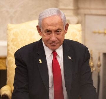 Israeli Prime Minister Benjamin Netanyahu sitting in the Oval Office at the White House. Israeli Prime Minister Benjamin Netanyahu sitting in the Oval Office at the White House.