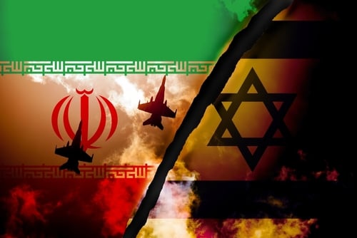 Iran,Vs,Israel,War.,Israel,Vs,Iran,Attacking,Arrows,Concept 92 PERCENT OF ISRAELIS BELIEVE IRAN WON THE WAR
