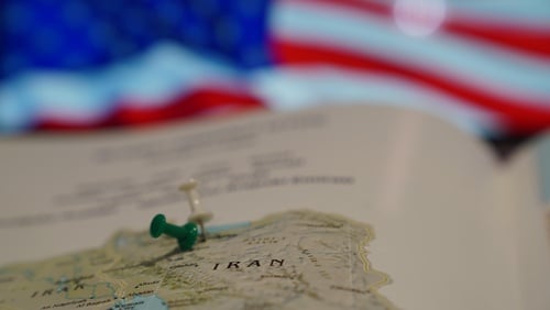 Bosnia,And,Hercegovina,,Travnik,,13.01.2025:,Concept,Of,America,And,Iran TRUMP MAKES NEW THREAT AGAINST IRAN, SAYS THE DEAL WILL BE FINALIZED, OR ‘WE’RE GOING TO FINISH THE JOB’