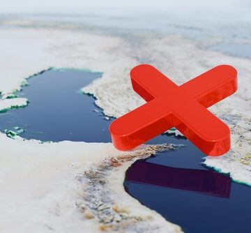 Geopolitical,Crisis.,Map,With,Red,X,Mark,Over,The,Strait TRUMP RE-IMPOSES NAVAL BLOCKADE OF ALL IRAN’S PORTS AS MOU CRUMBLES