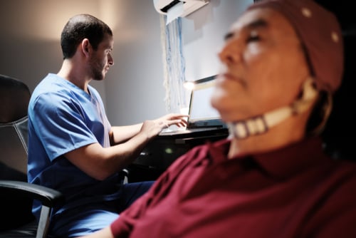 Elderly,Male,Patient,With,Alzheimer's,Illness,,Undergoing,Electroencephalogram,Examination,Senior AI CAN SPOT DEMENTIA WARNINGS IN YOUR BRAIN WHILE YOU SLEEP